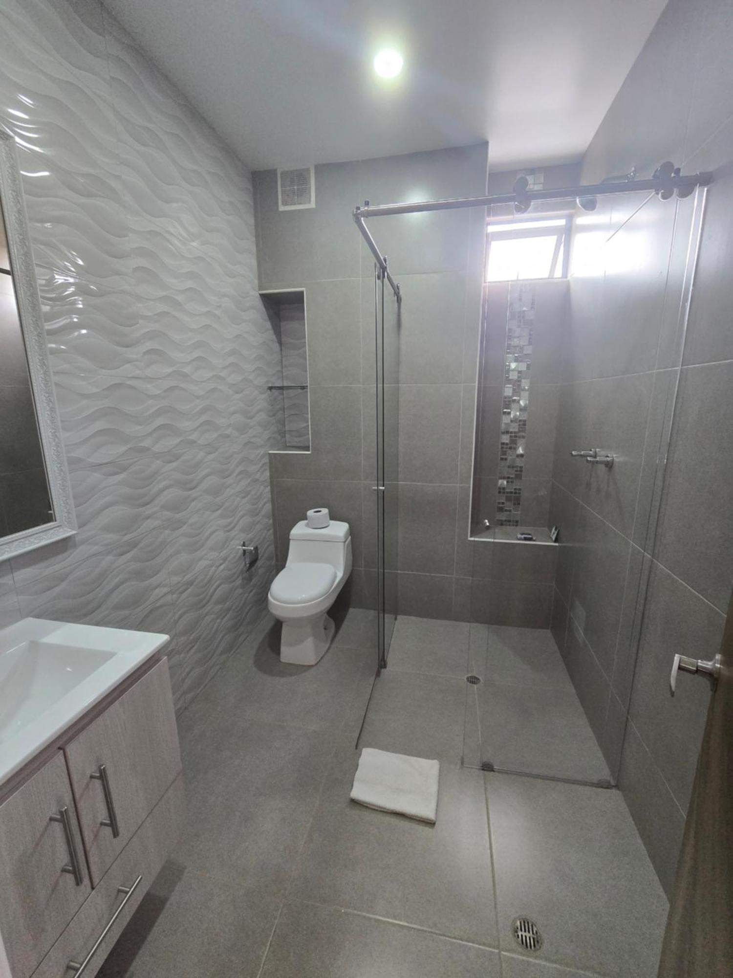 Apartamento Muy Cerca Del Aeropuerto Nuevo Familiar Lindo Y Acogedor *
