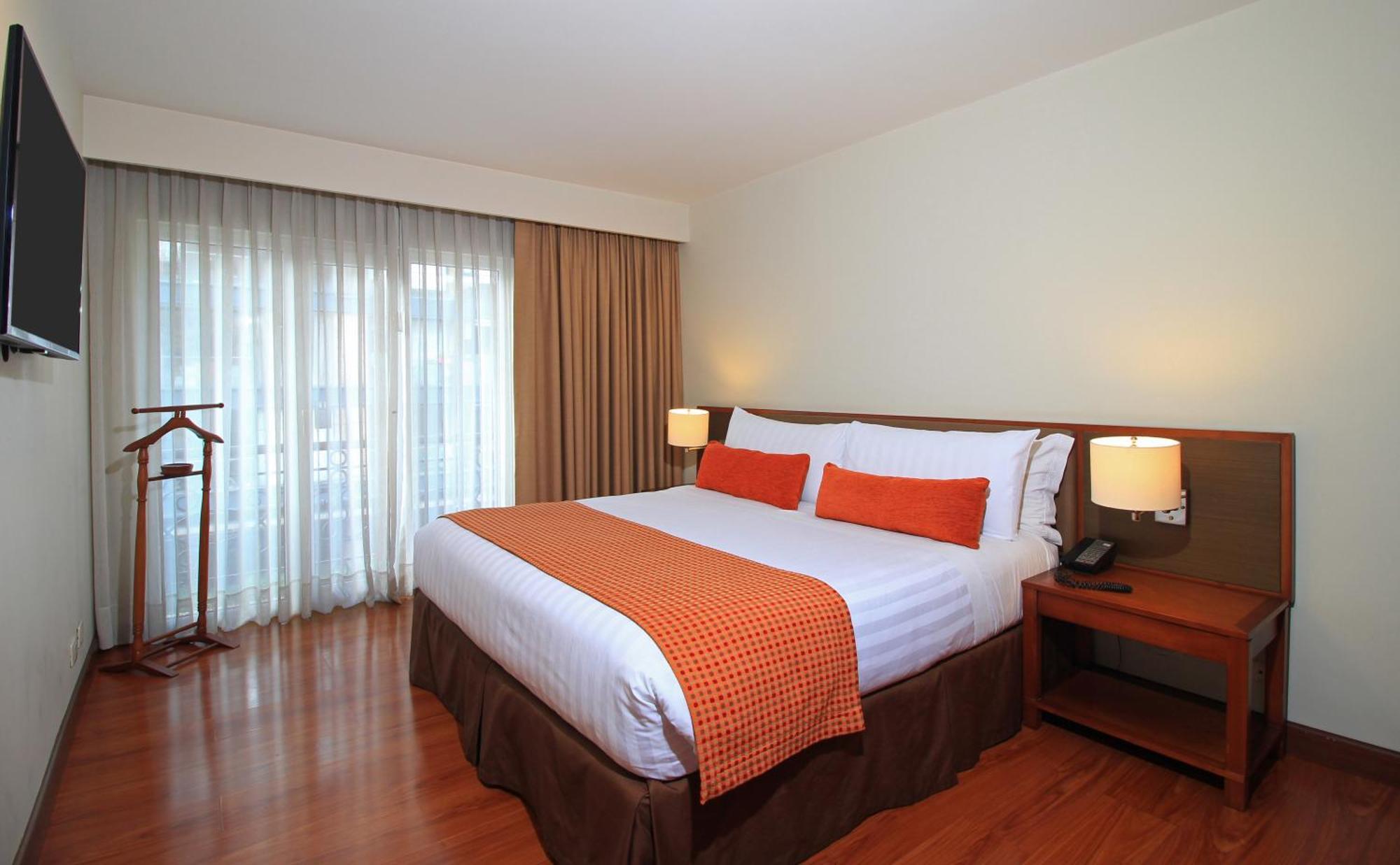 Apartasuites Windsor By Geh *