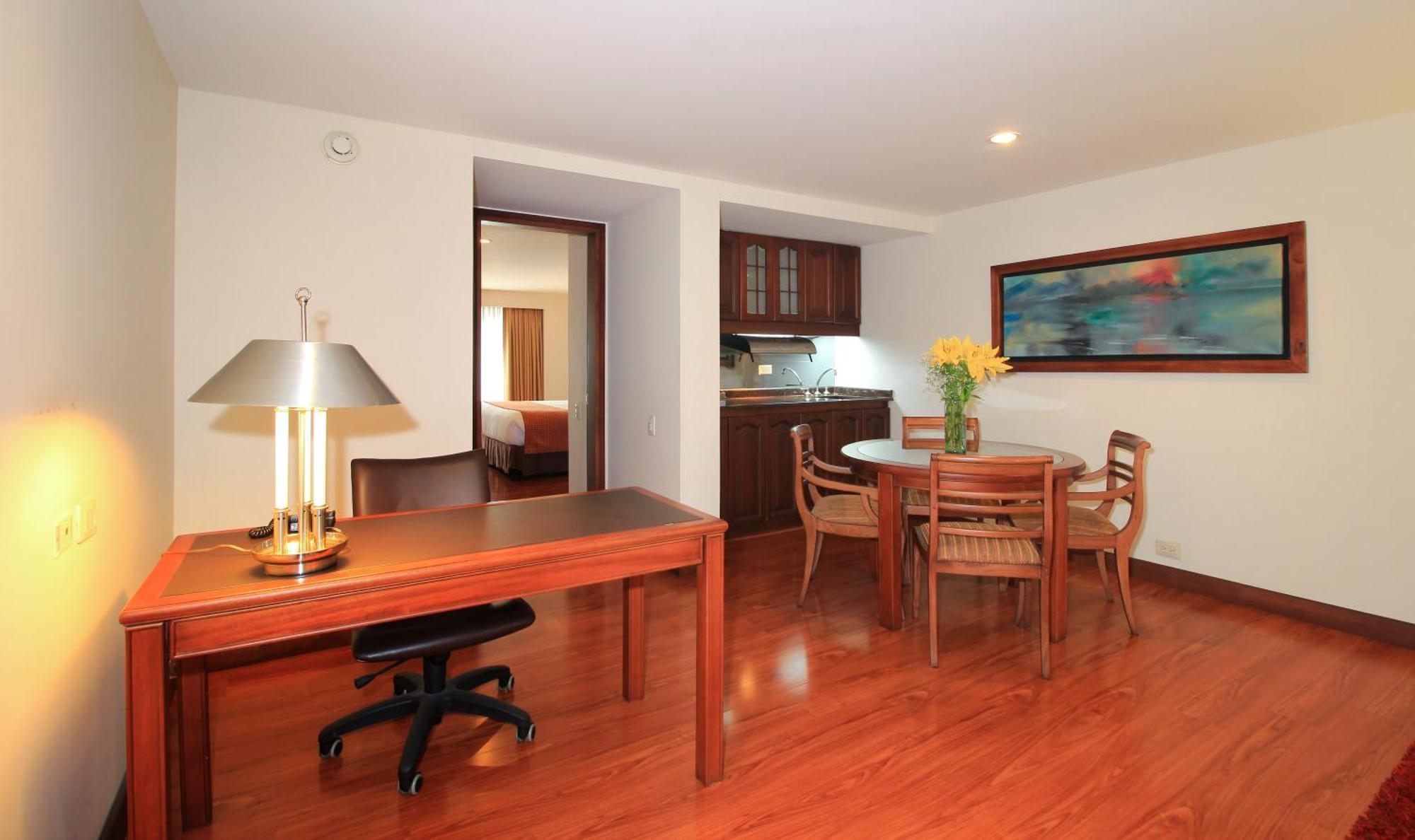 Apartasuites Windsor By Geh Apartment *