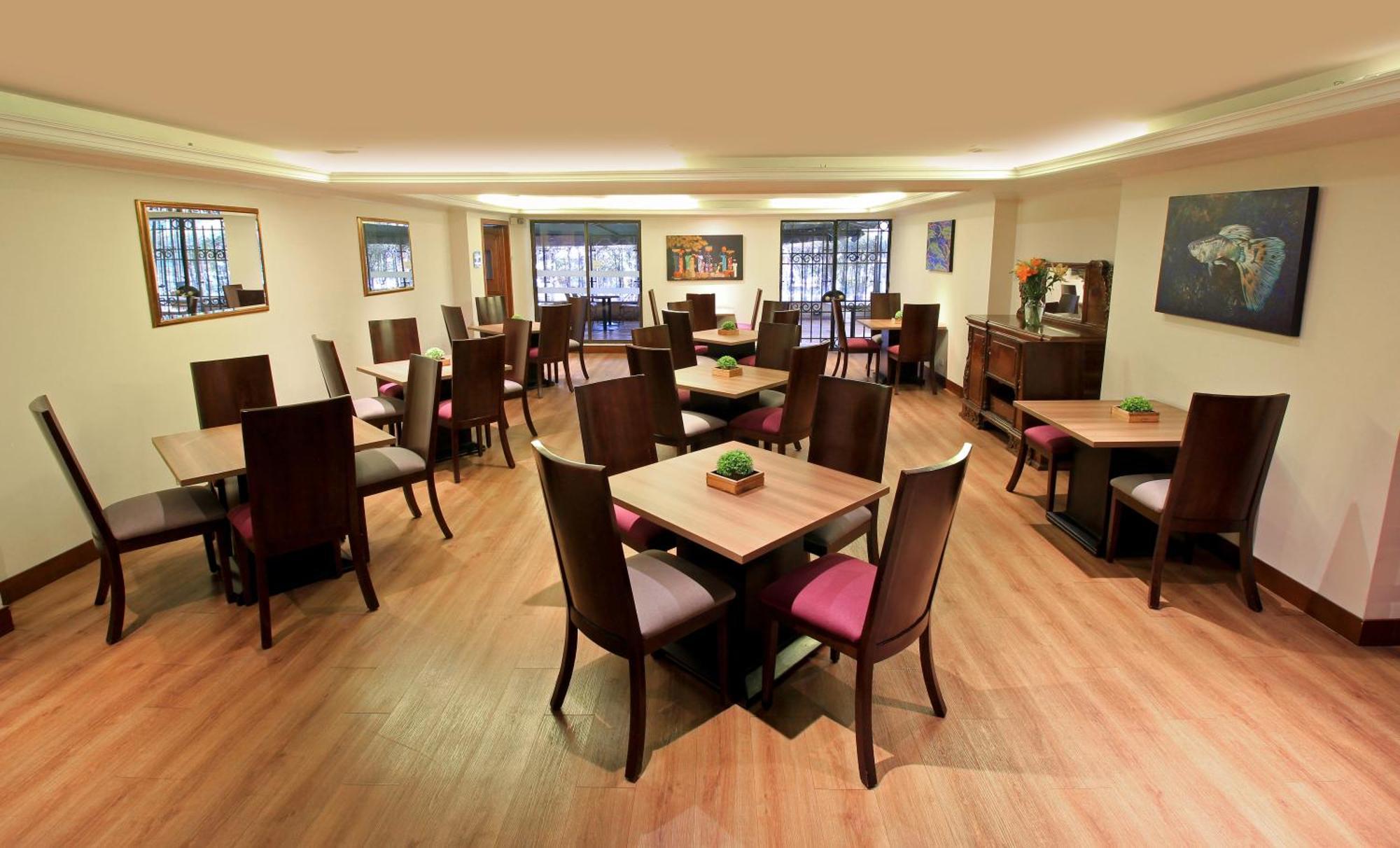 Apartasuites Windsor By Geh *