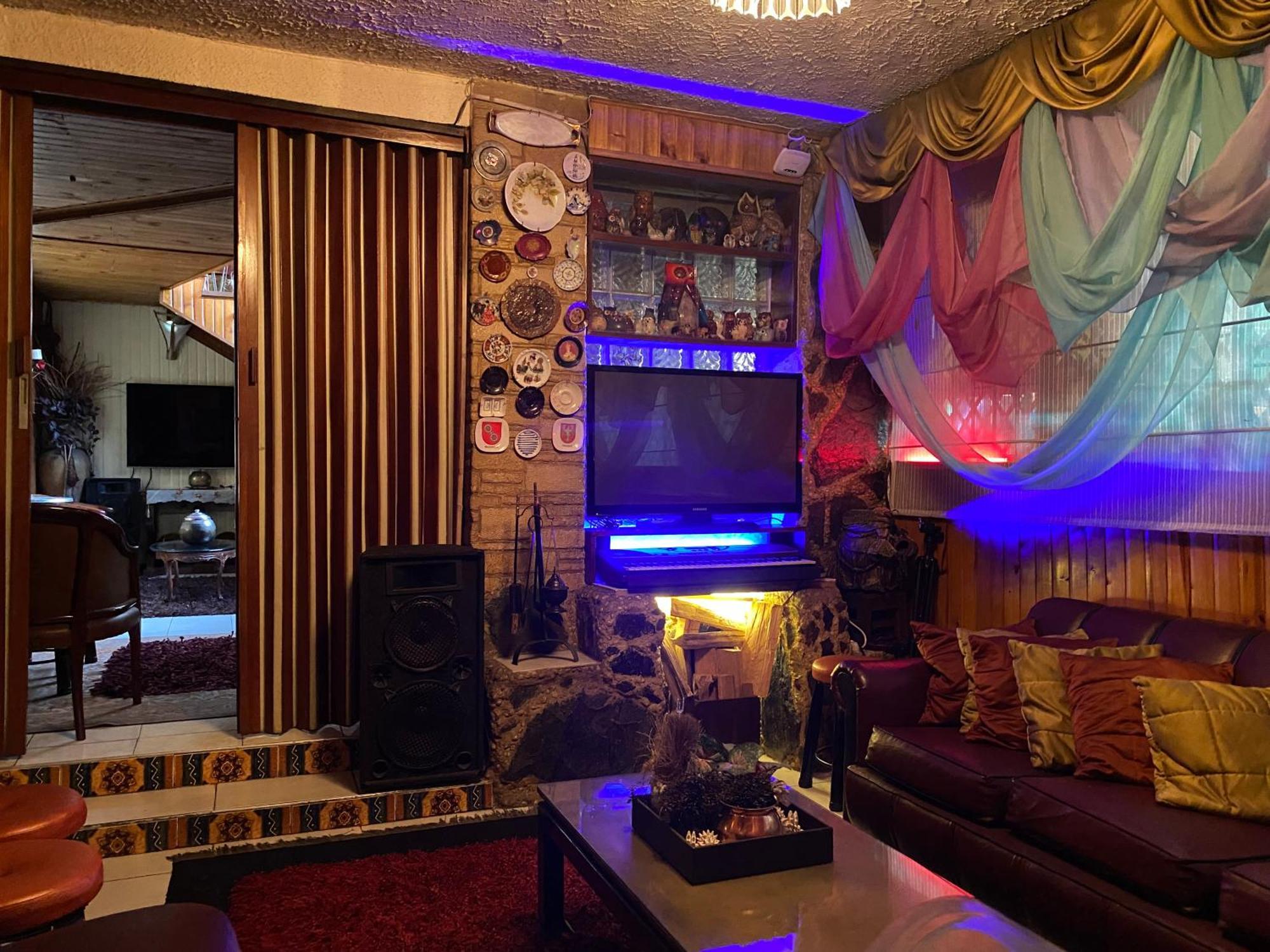 Homestay Mascaradas - Family Bogota