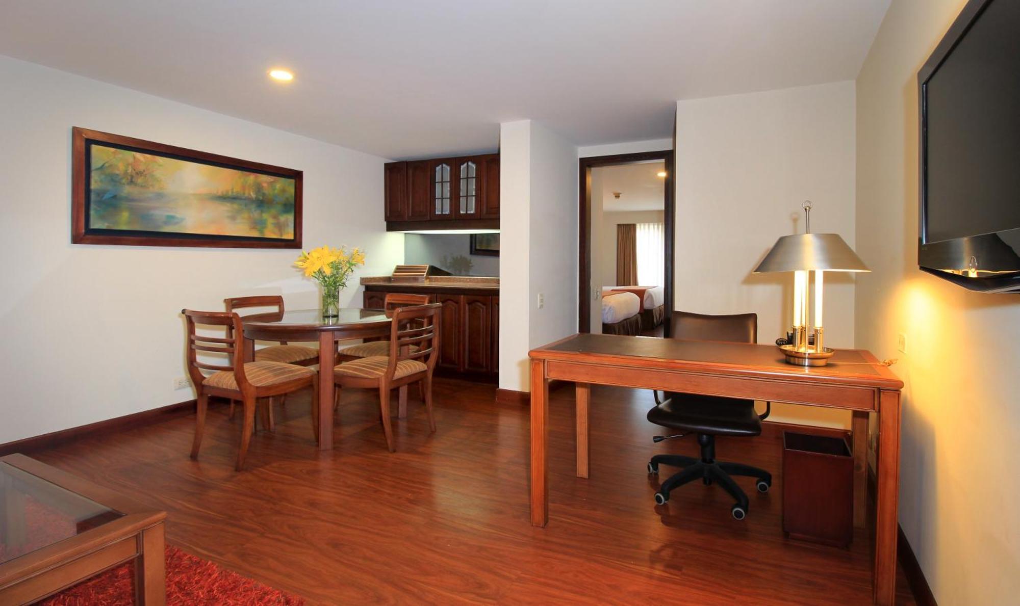 Apartment Apartasuites Windsor By Geh