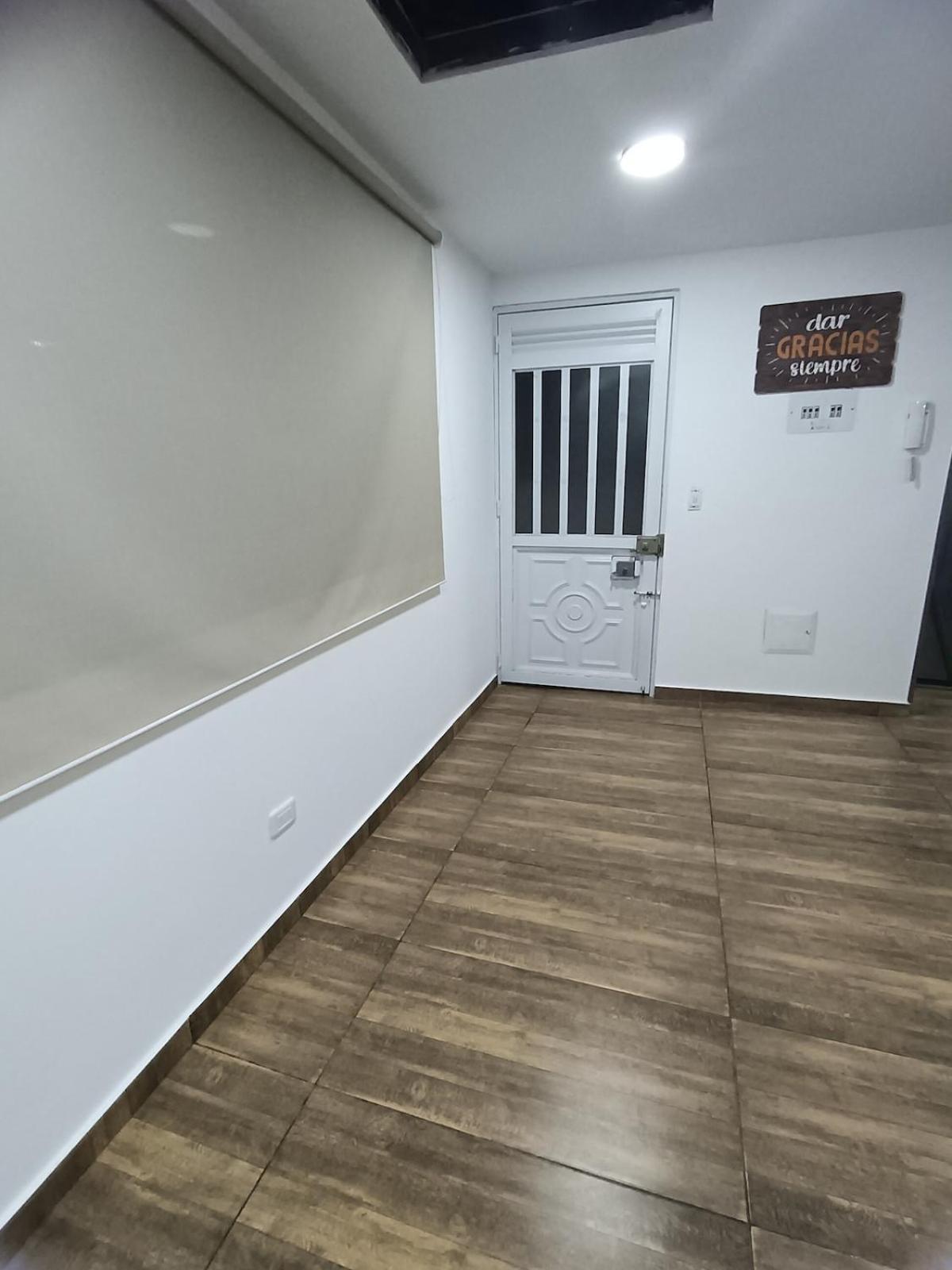 Apartment Apto Moderno Y Acogedor 10 Min Aeropuerto Bogota