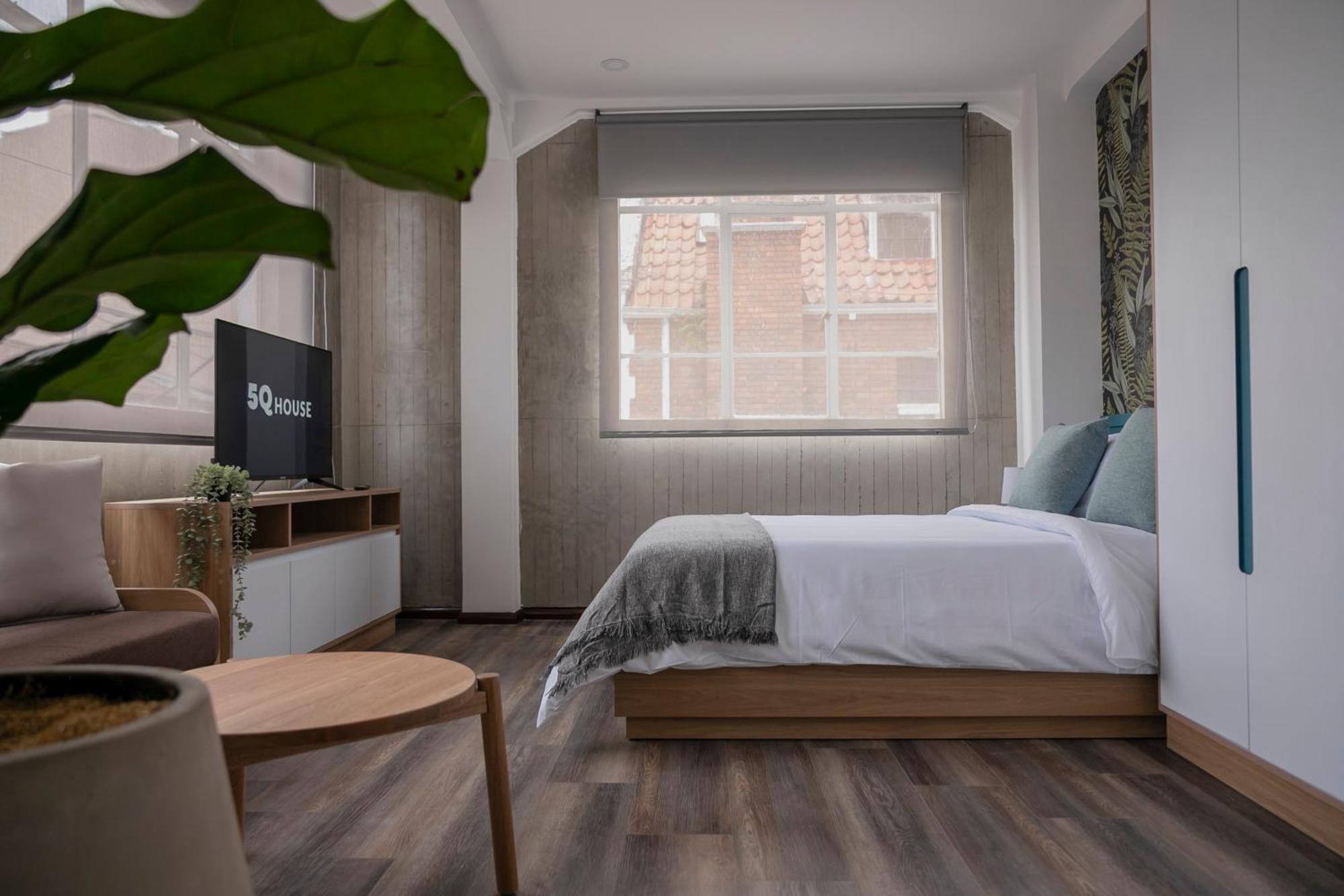 5q House Quinta Camacho Acomodação com café da manhã  Bogotá