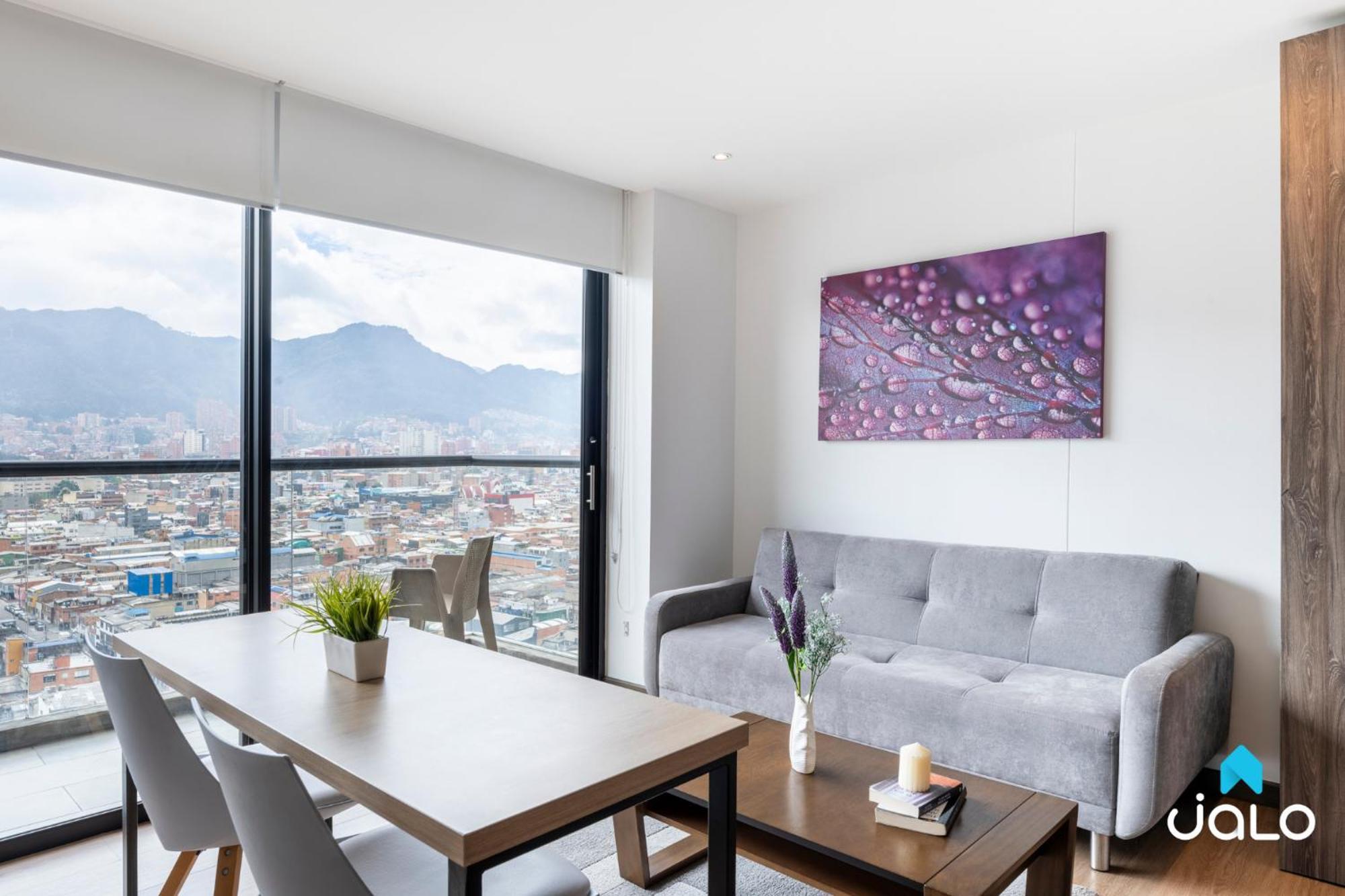 72hub By Jalo Apartment Bogota