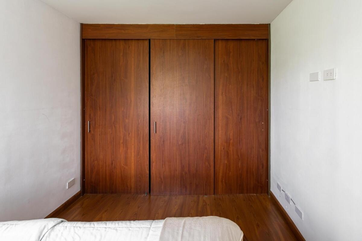 Apartment Great In The Clinic La Colina