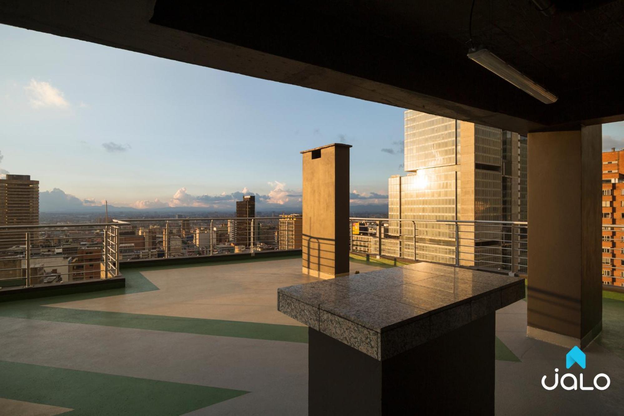 Torre Acqua Lofts - Downtown Apartment *