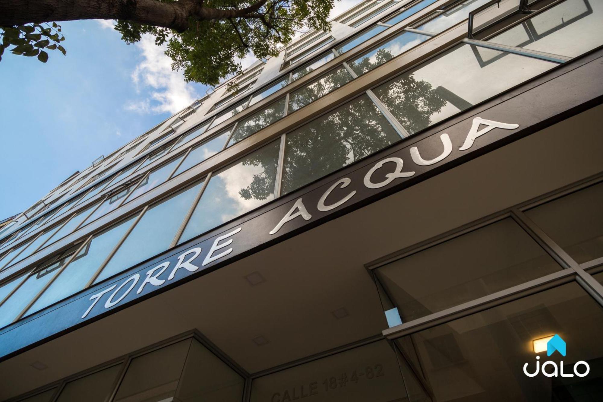 Torre Acqua Lofts - Downtown Apartment *
