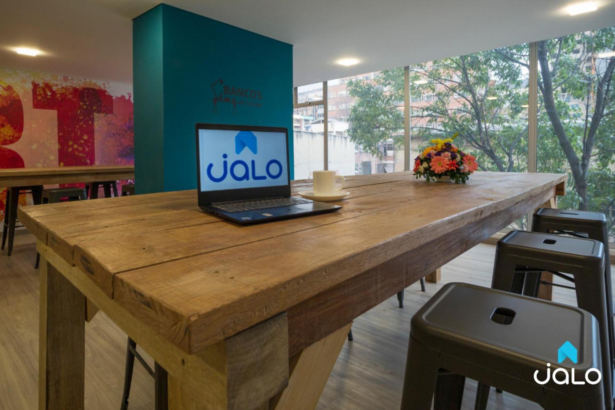 Torre Acqua Lofts - Downtown Apartment