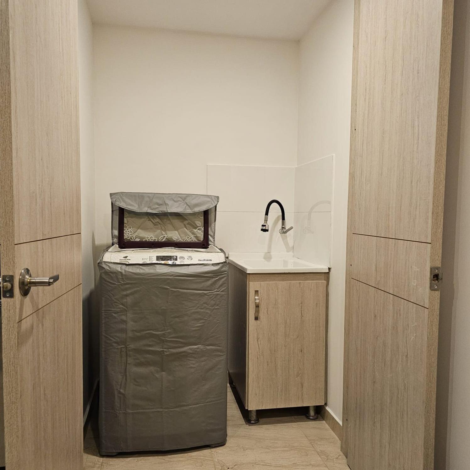 Restrepo Apartment *