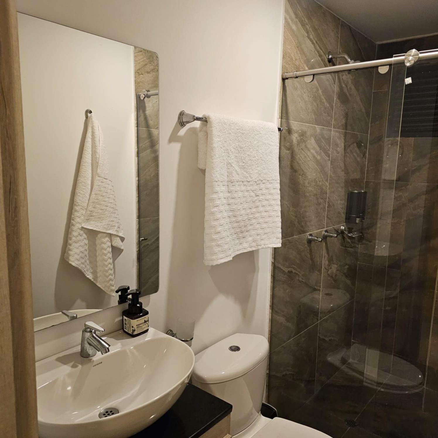 Restrepo Apartment *