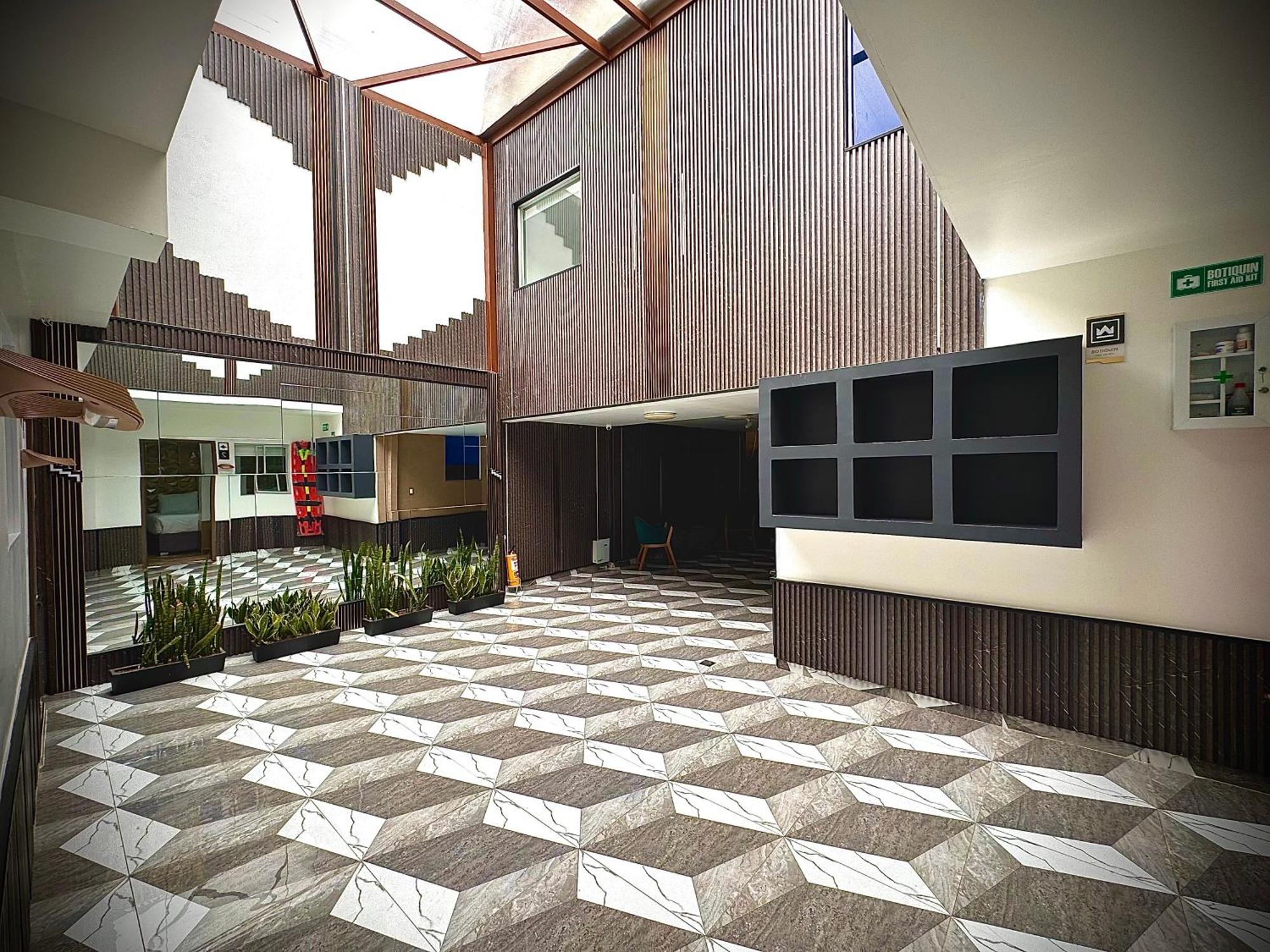 American Visa Normandia Hotel Bogota