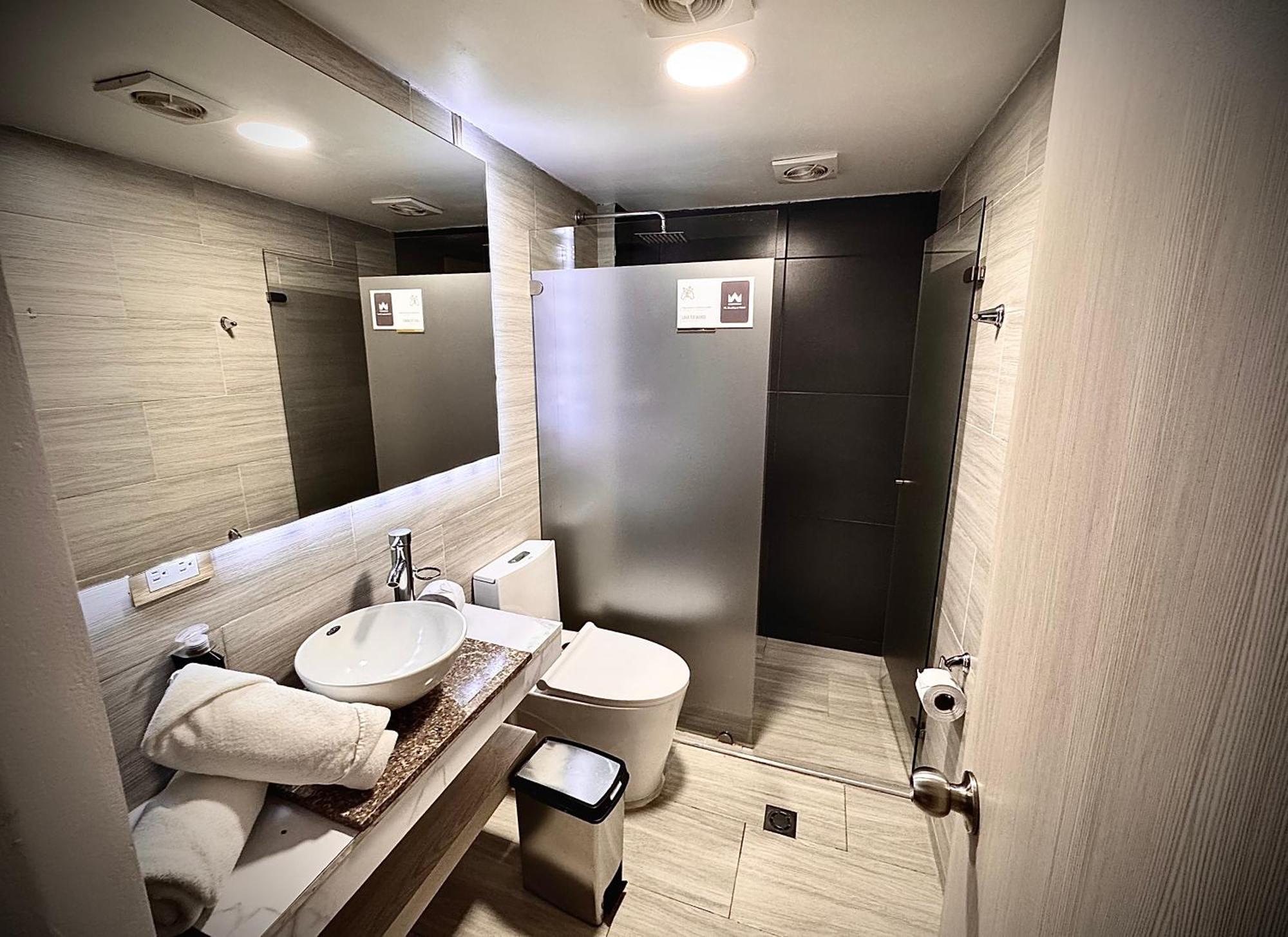 Hotel American Visa Normandia Bogota