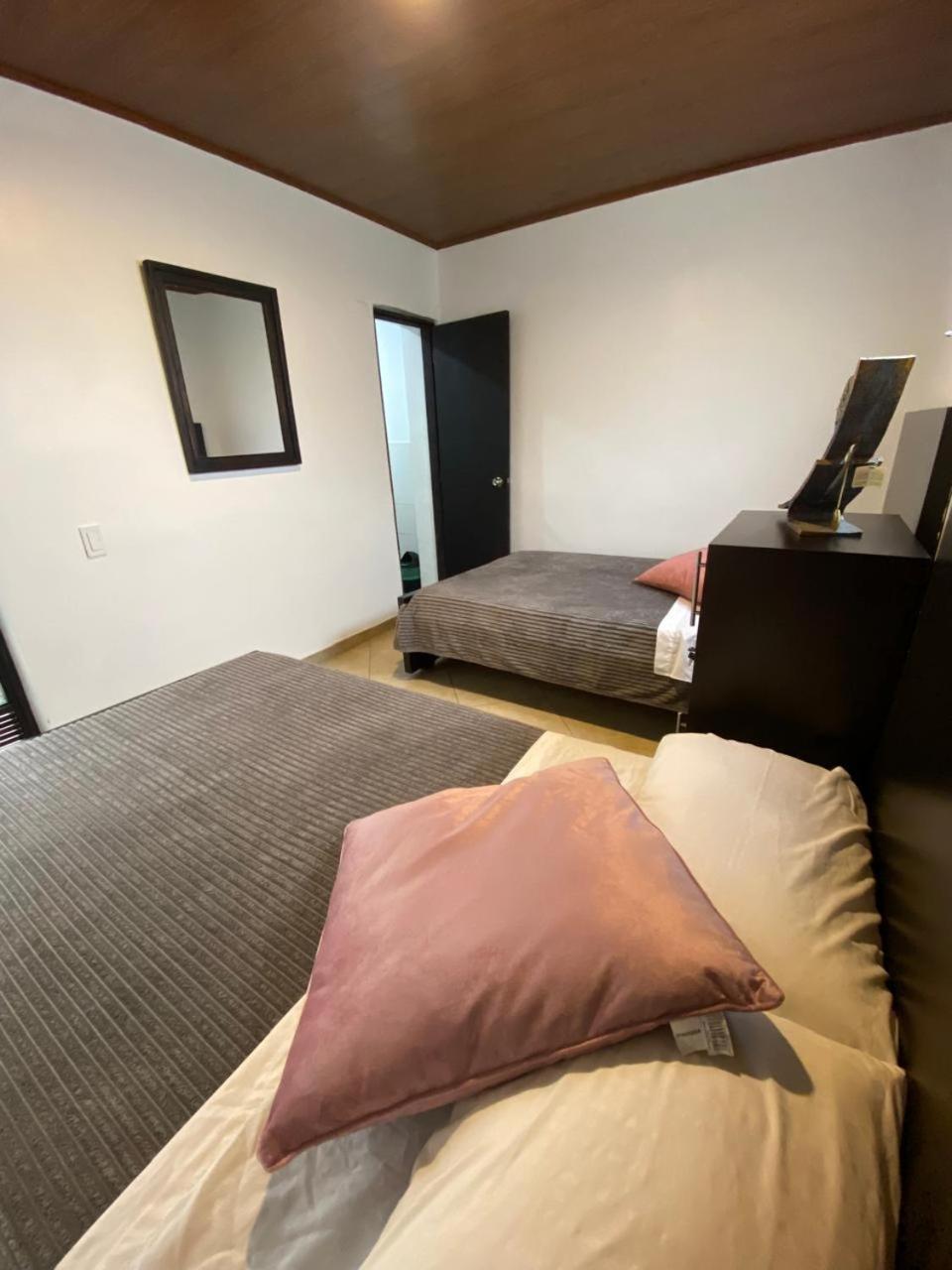 Guest house Destino Nomada Calle 11 N 1-38 *