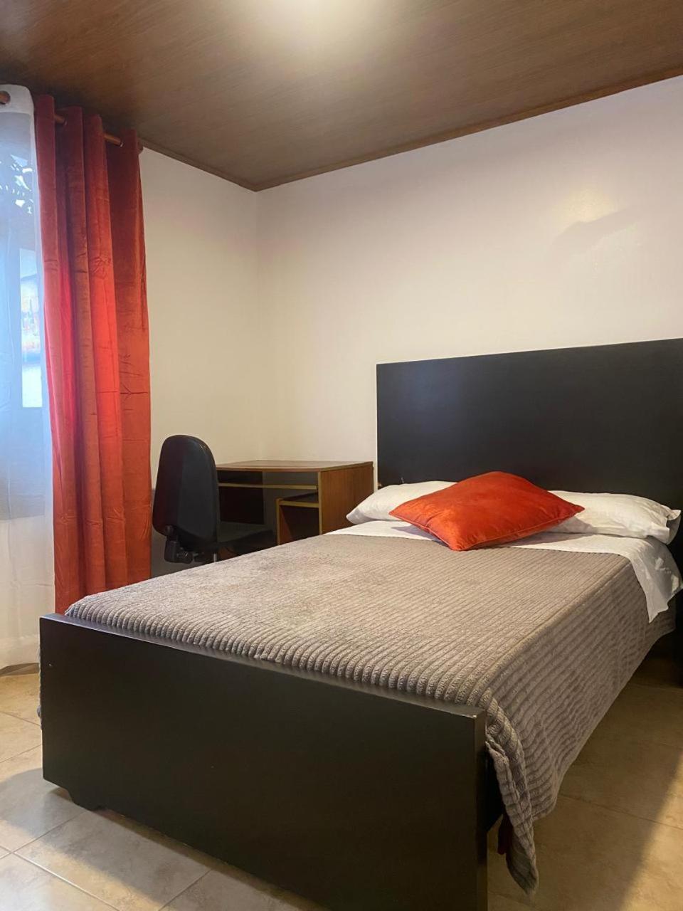 Destino Nomada Calle 11 N 1-38 Guest house