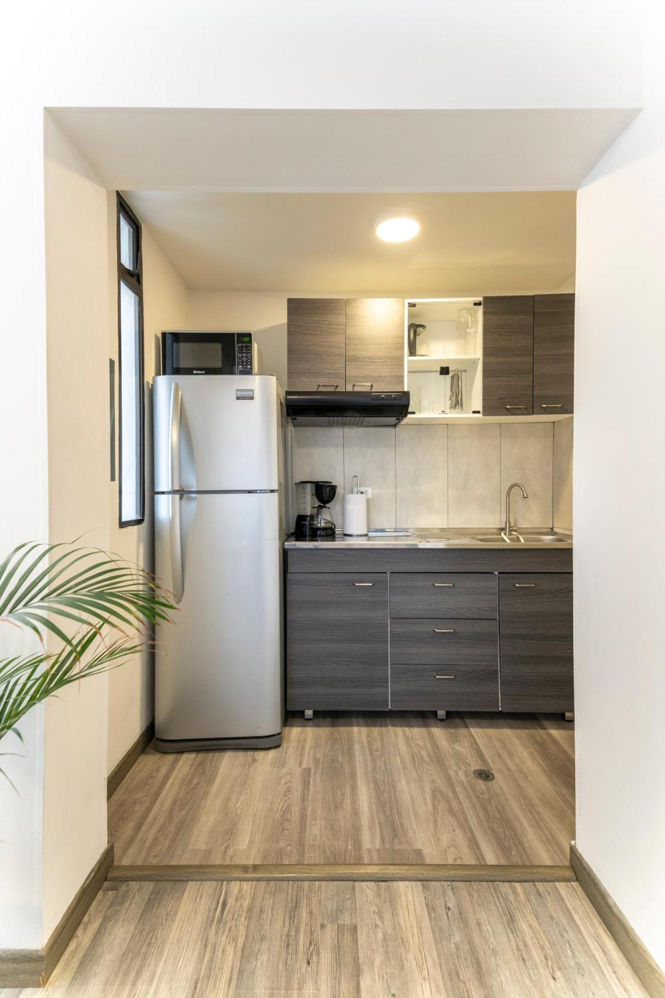4 - 1 Parque 93, Apartment *