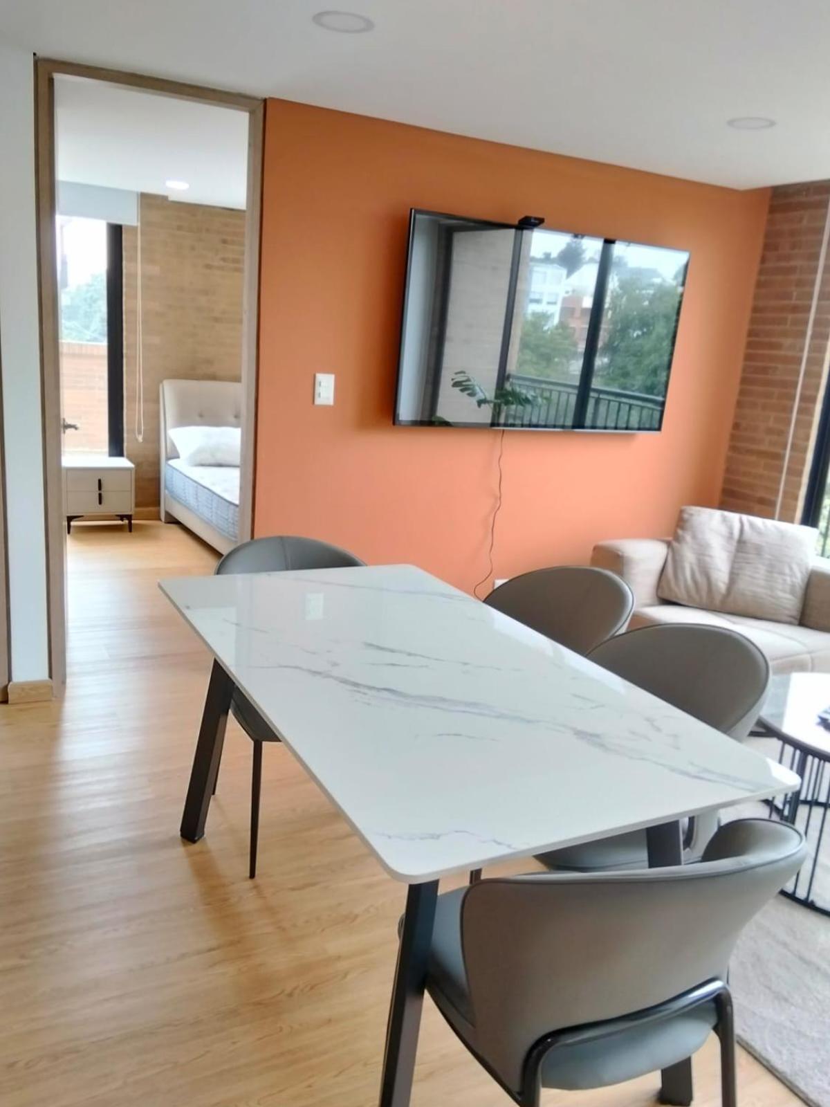 36 Av Apto 401 Apartment *