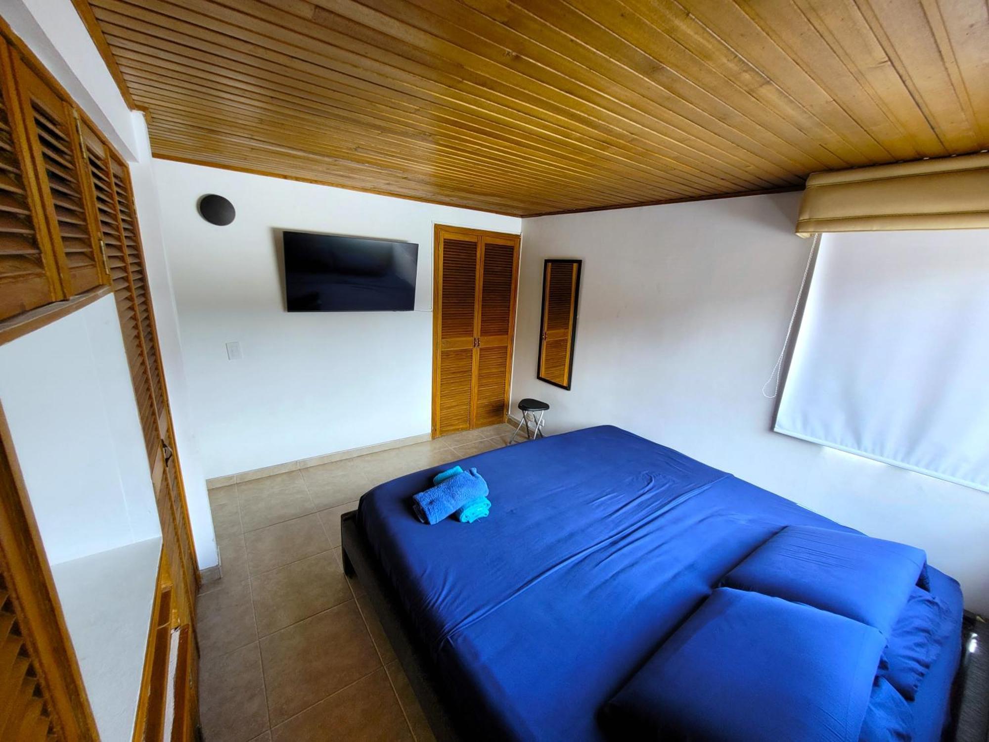 Big, Comfortable And Elegant Apt, Ideal For 4 Or 5 People Apartment *