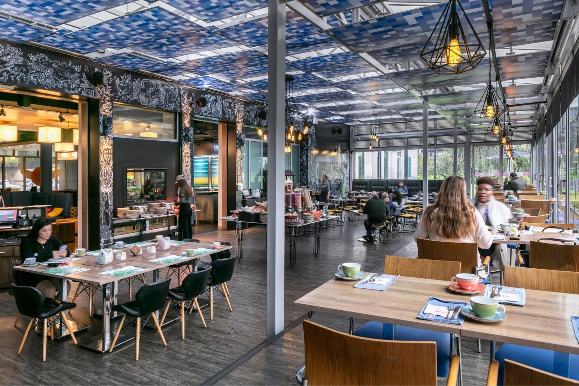 Aloft Airport