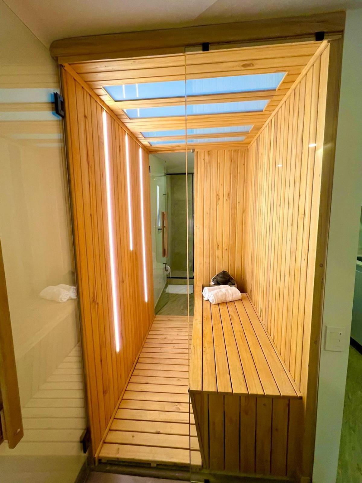 Con Sauna Zona T Apartment