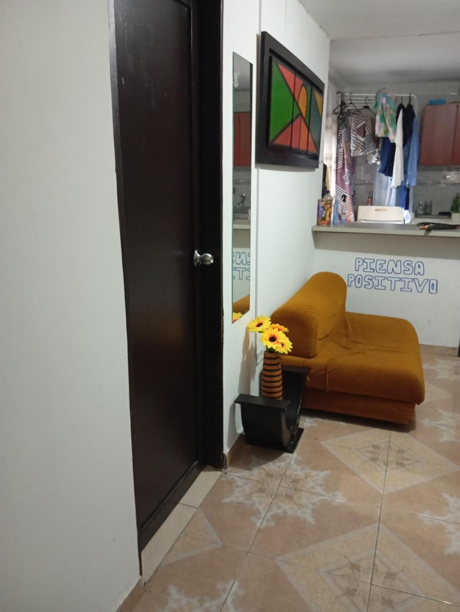 Aeropuerto El Dorado Homestay Bogota