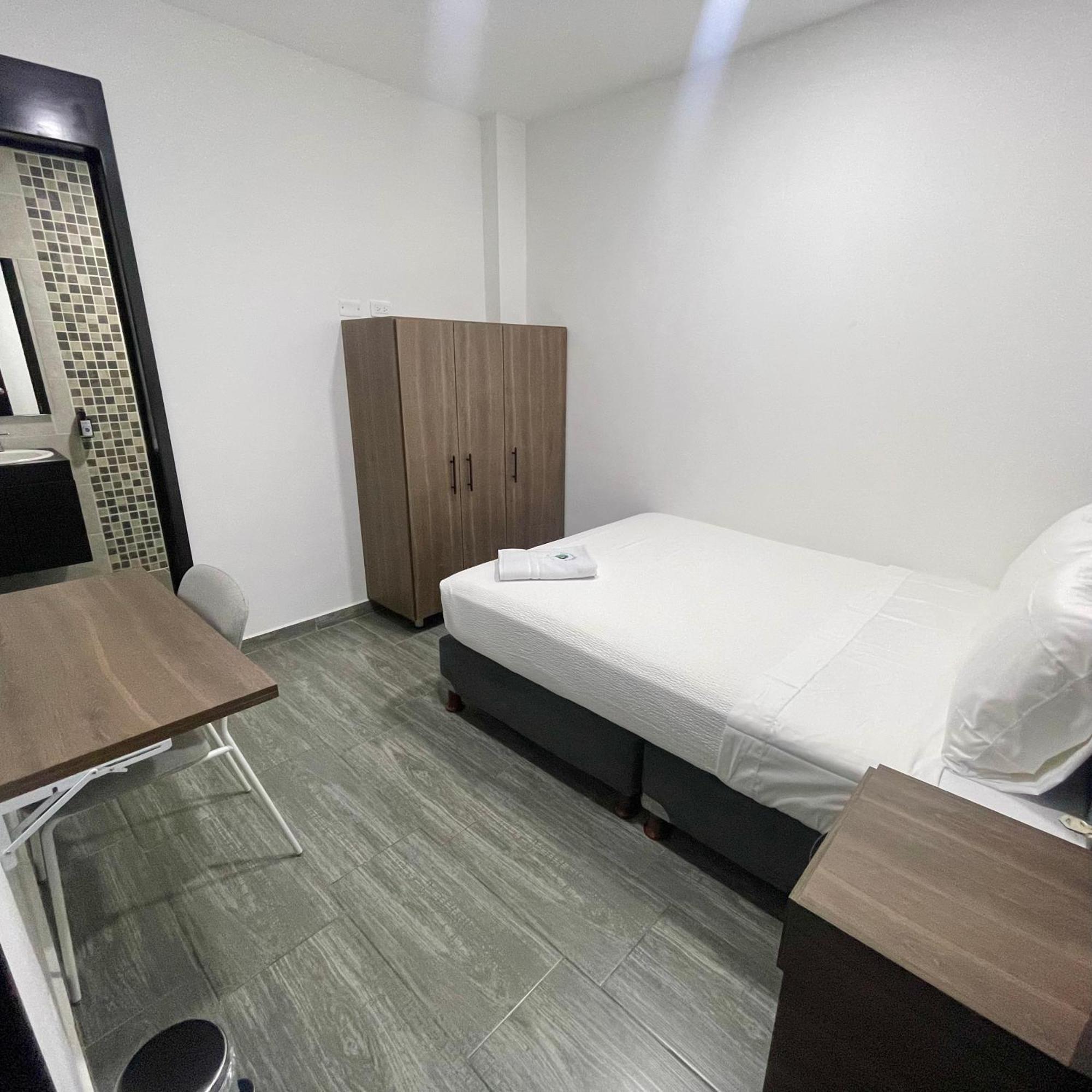 Homestay Outlanders House Bog Airport Bogota