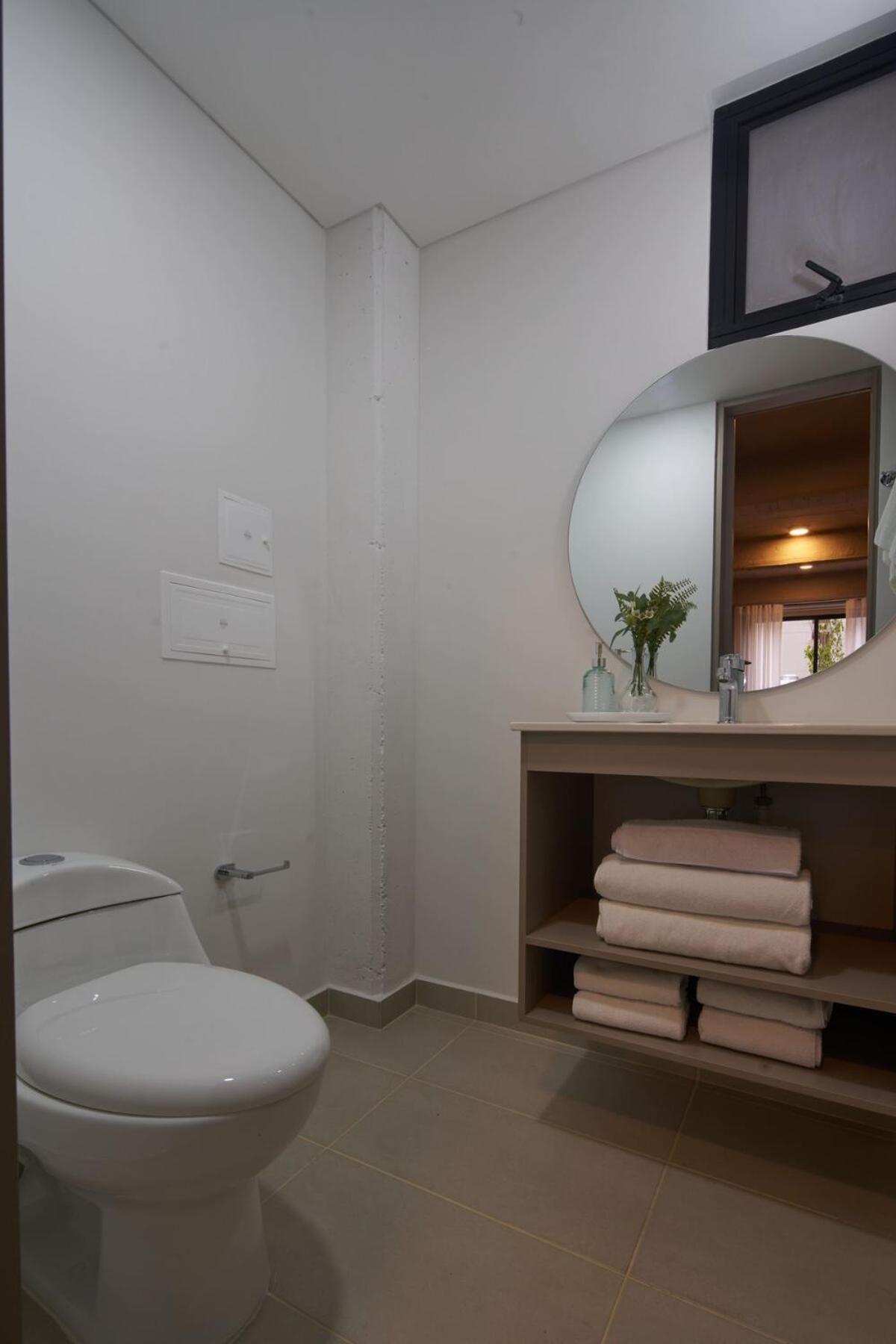 Bright & Peaceful Loft In Area Bogota
