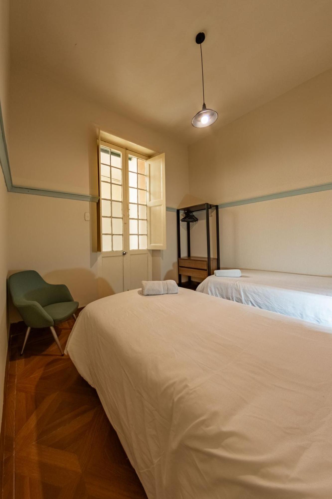 R10 Albergue *