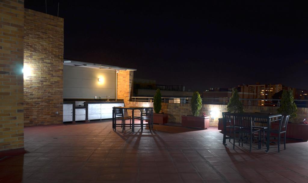 Aparthotel 122 Plaza