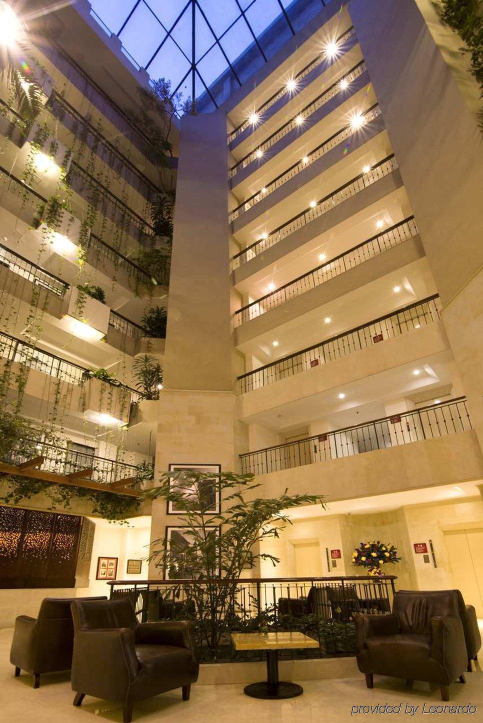 Hotel Embassy By Hilton - Rosales