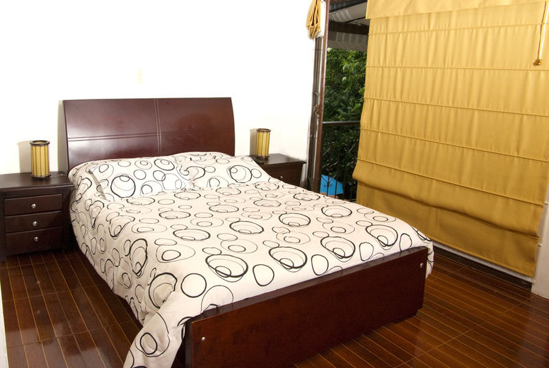 Niza Norte Acomodação com café da manhã  3*