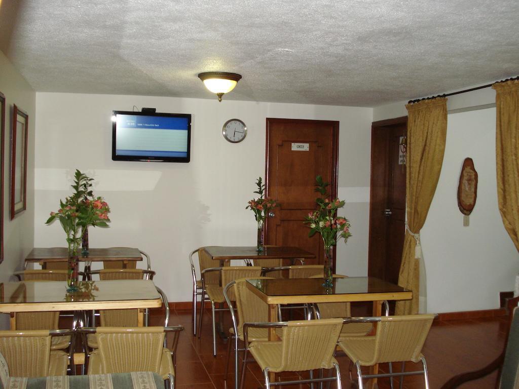 Acomodação com café da manhã  Casa Real Bogotá