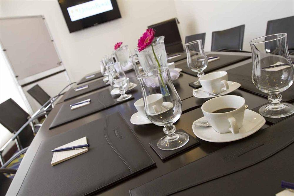 Nh Urban 93 Royal Hotel Bogota