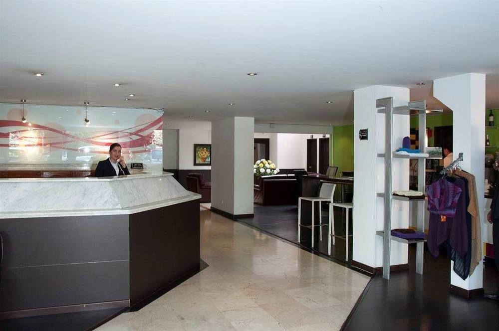 Andes Aparthotel