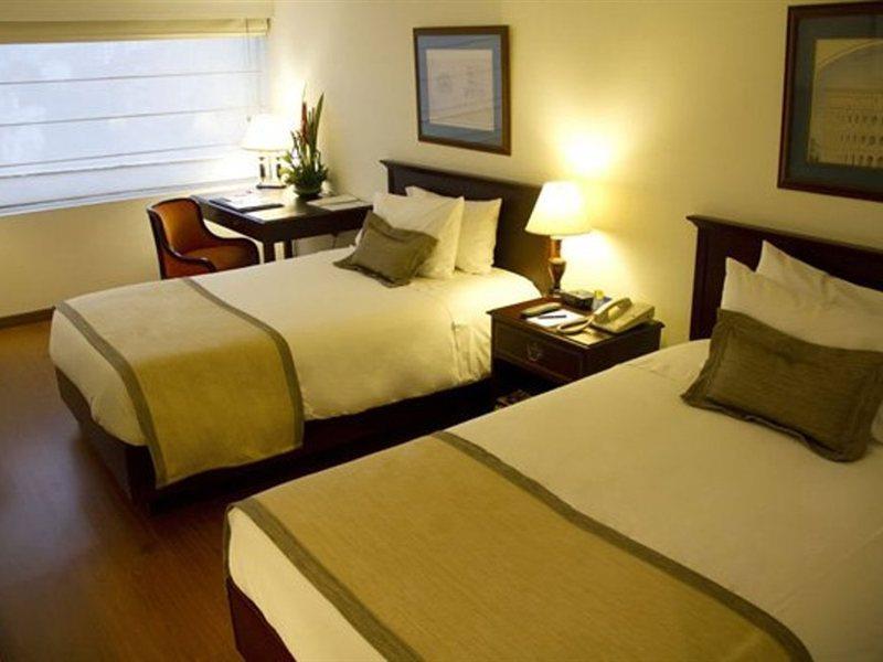 Hotel Radisson Metrotel 4*
