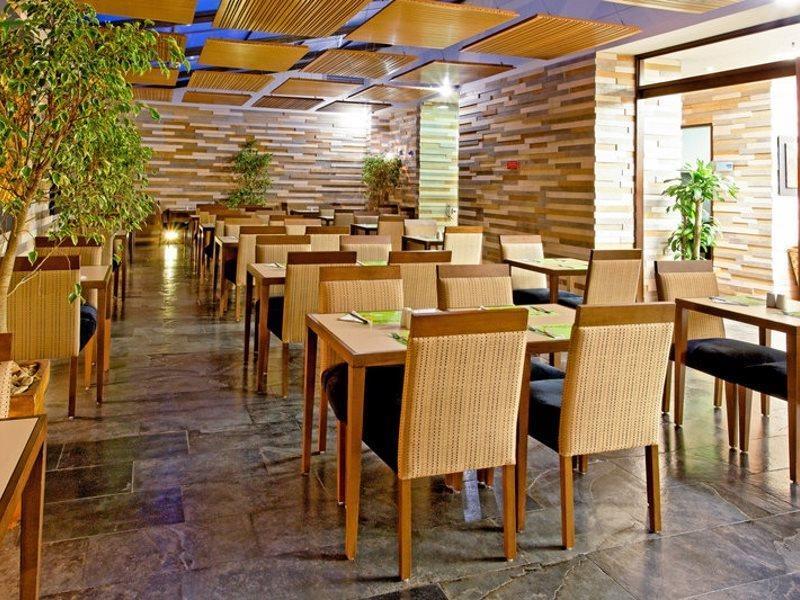 Hotel Express - Parque La 93 By Ihg 4*