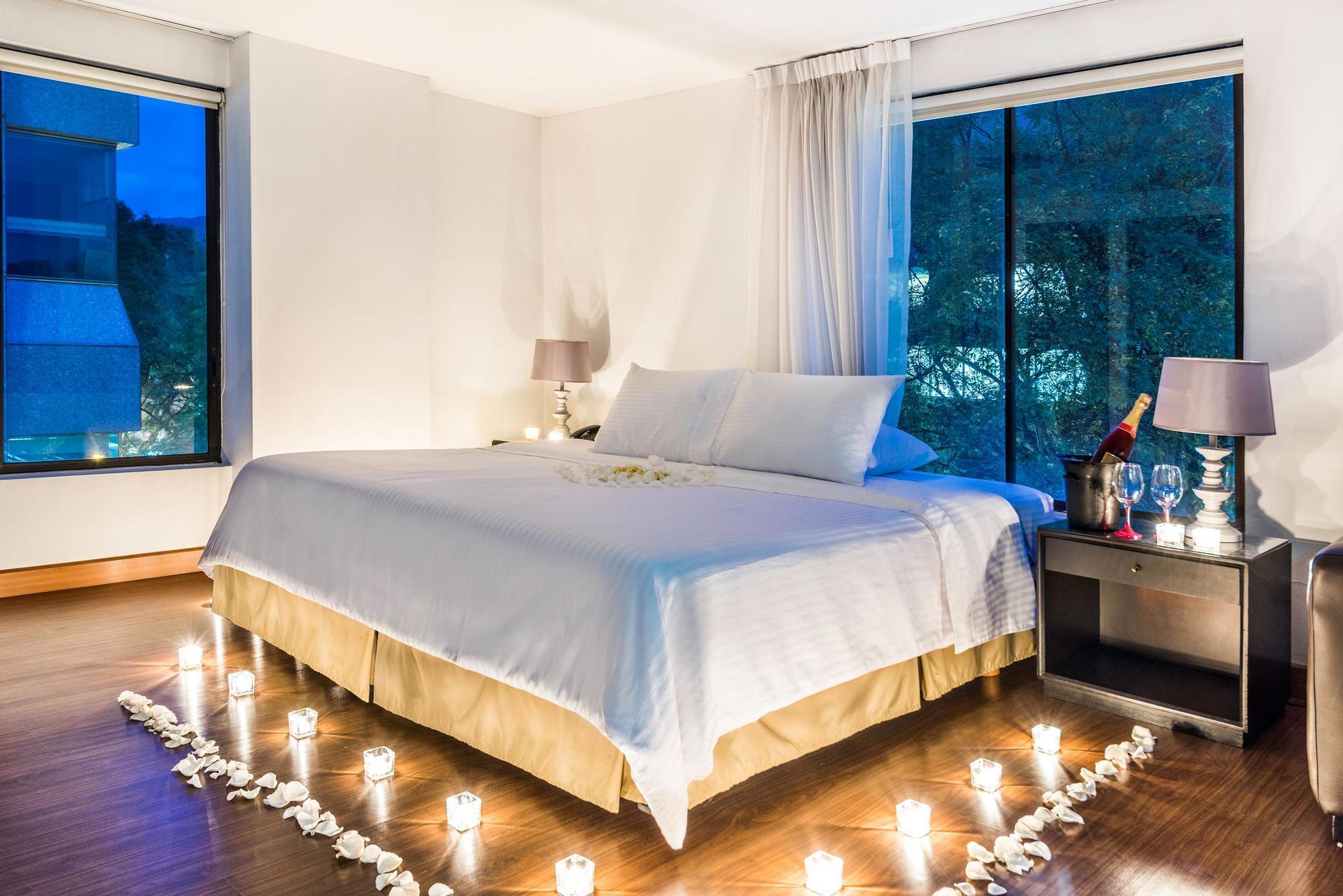 Lloyds Apartasuites Parque 93 Bogota
