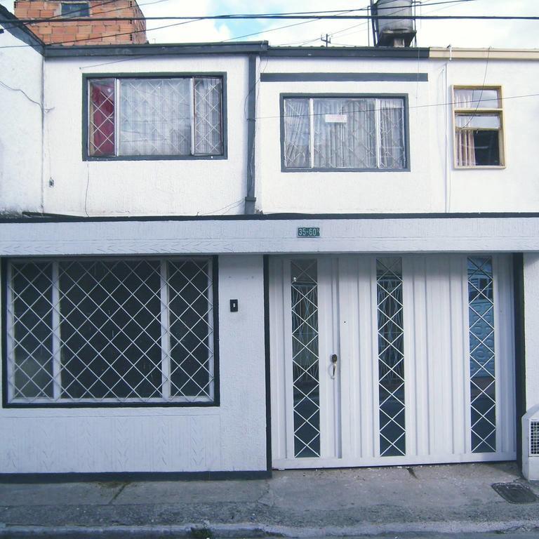 Guest house Su Casa En Kennedy Bogota