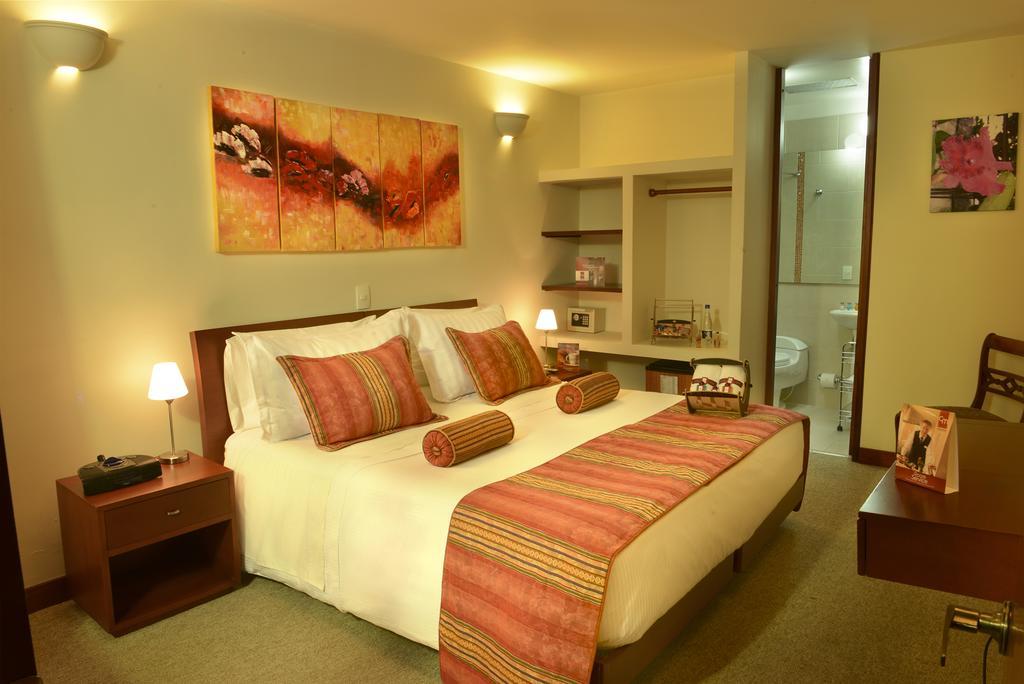 Cm Hotel