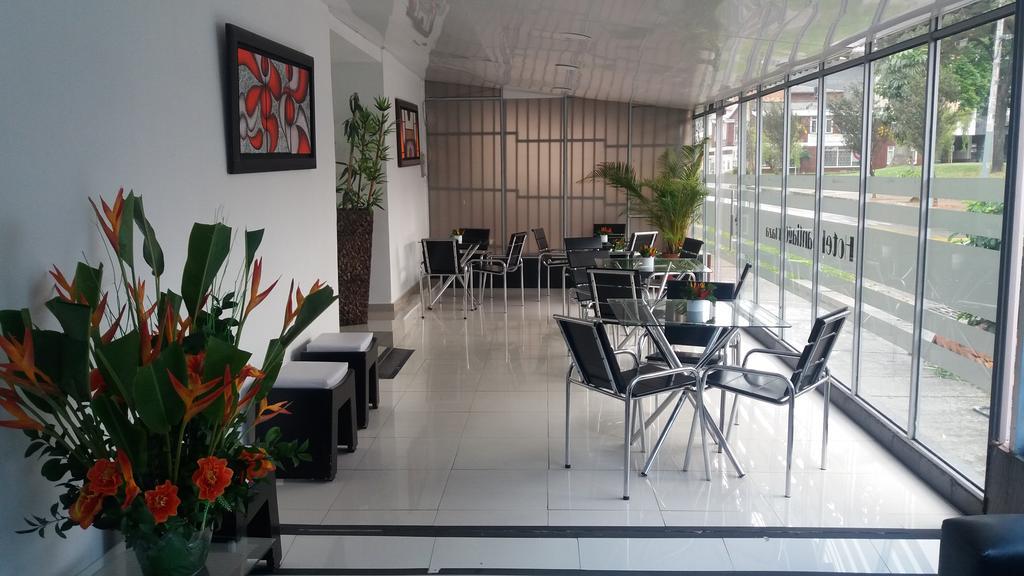 Santiago Plaza Bogota
