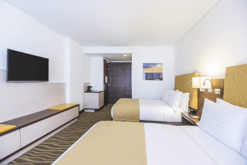 Express & Zona Financiera By Ihg Bogota