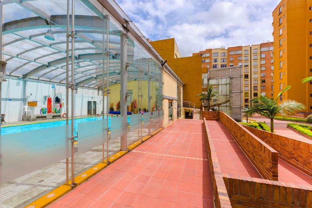 Apartamento Amoblado, Amplio, Ciudad Salitre Colombia Bogota