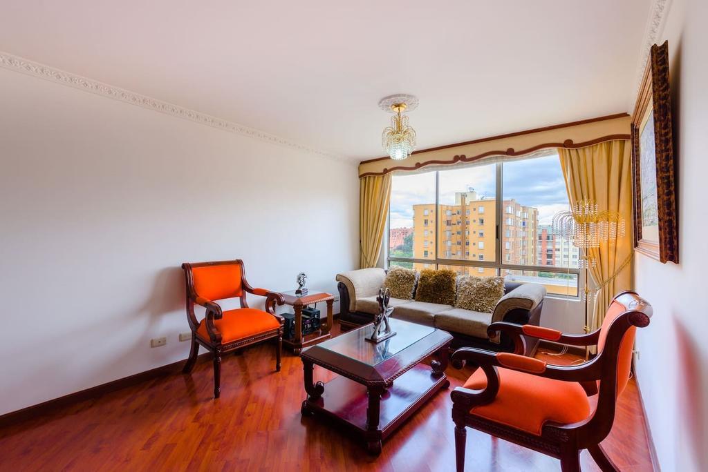 Apartamento Amoblado, Amplio, Ciudad Salitre Colombia *