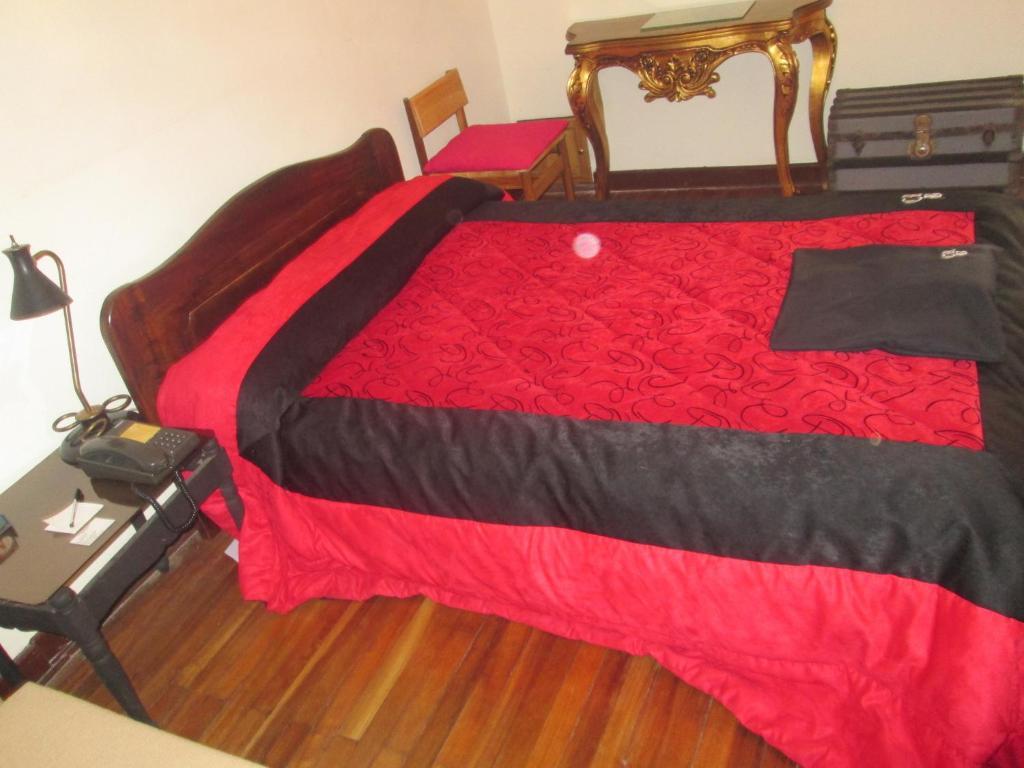Casa Rustica Inn 2*