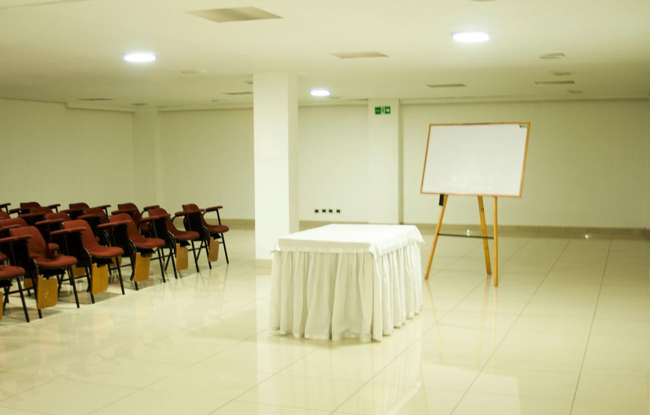 Aparthotel Andes 3*