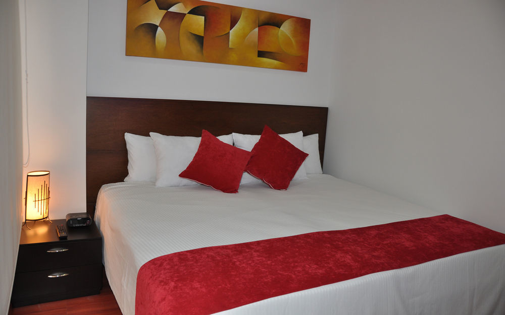 Plaza Modelia Aparthotel