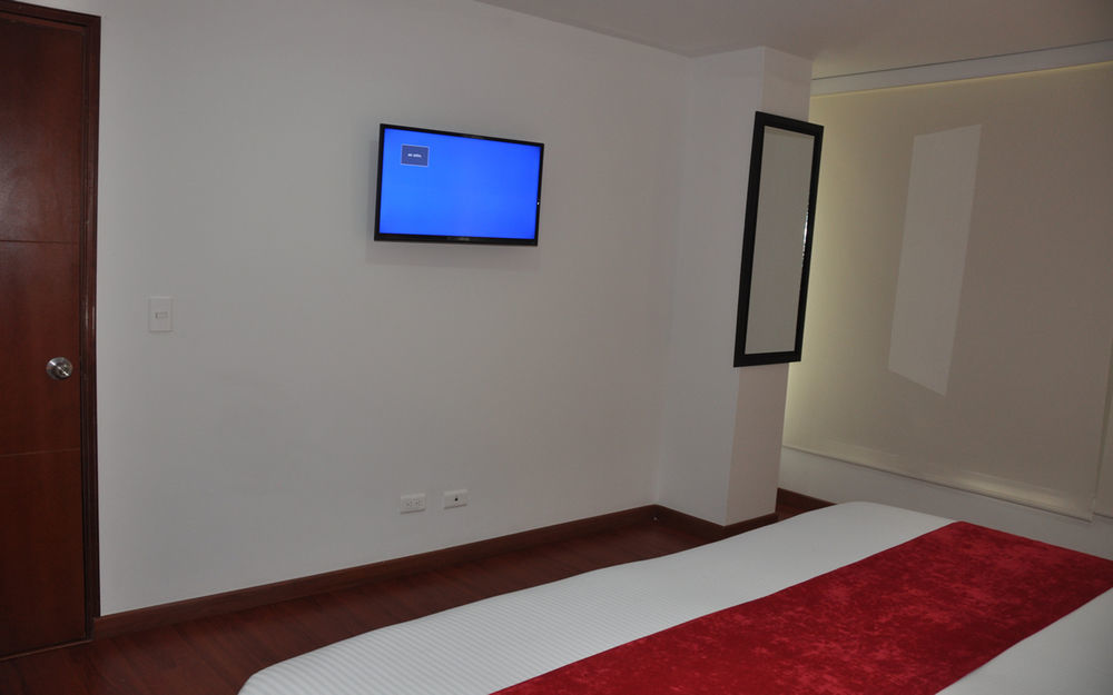 Plaza Modelia Aparthotel
