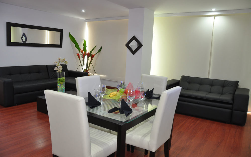 Plaza Modelia Aparthotel