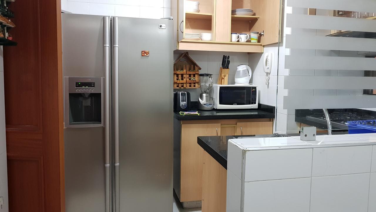 Apartamento Amoblado, Amplio, Ciudad Salitre Colombia