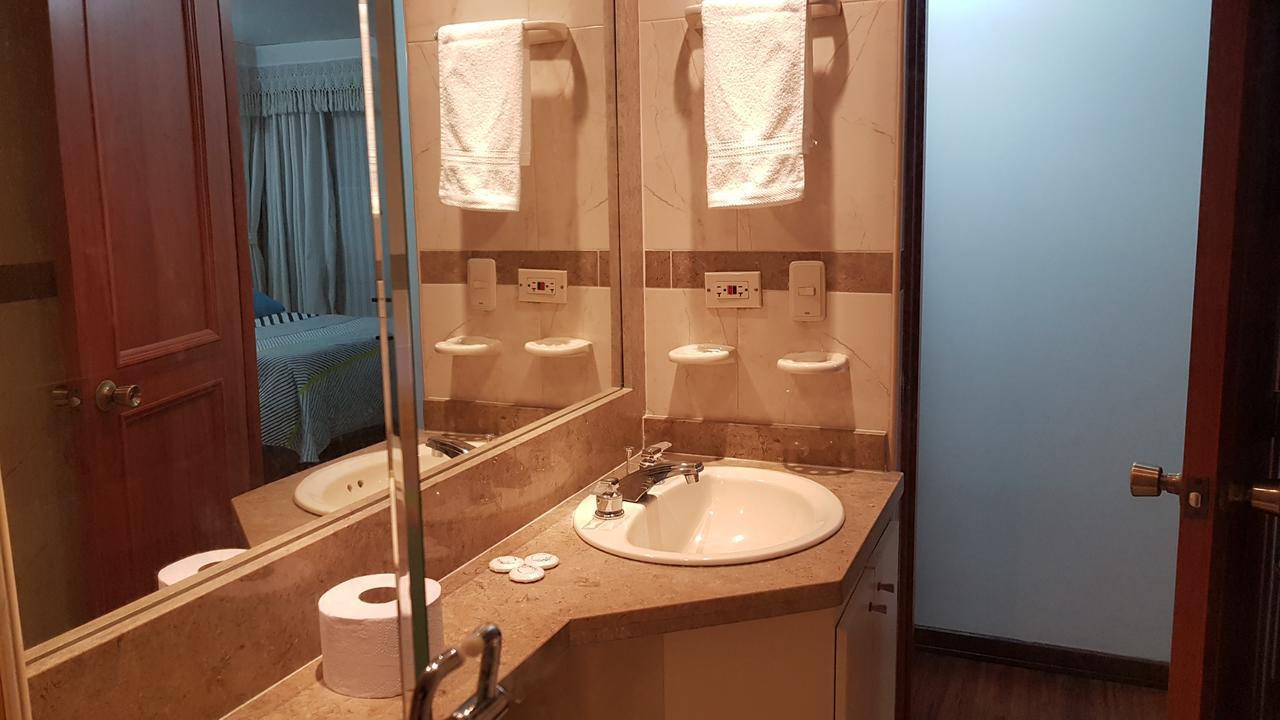 Apartment Apartamento Amoblado, Amplio, Ciudad Salitre Colombia Bogota
